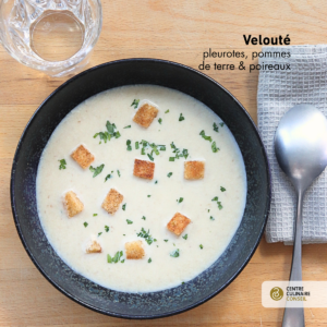 photo de velouté de pleurotes, pommes de terre et poireaux